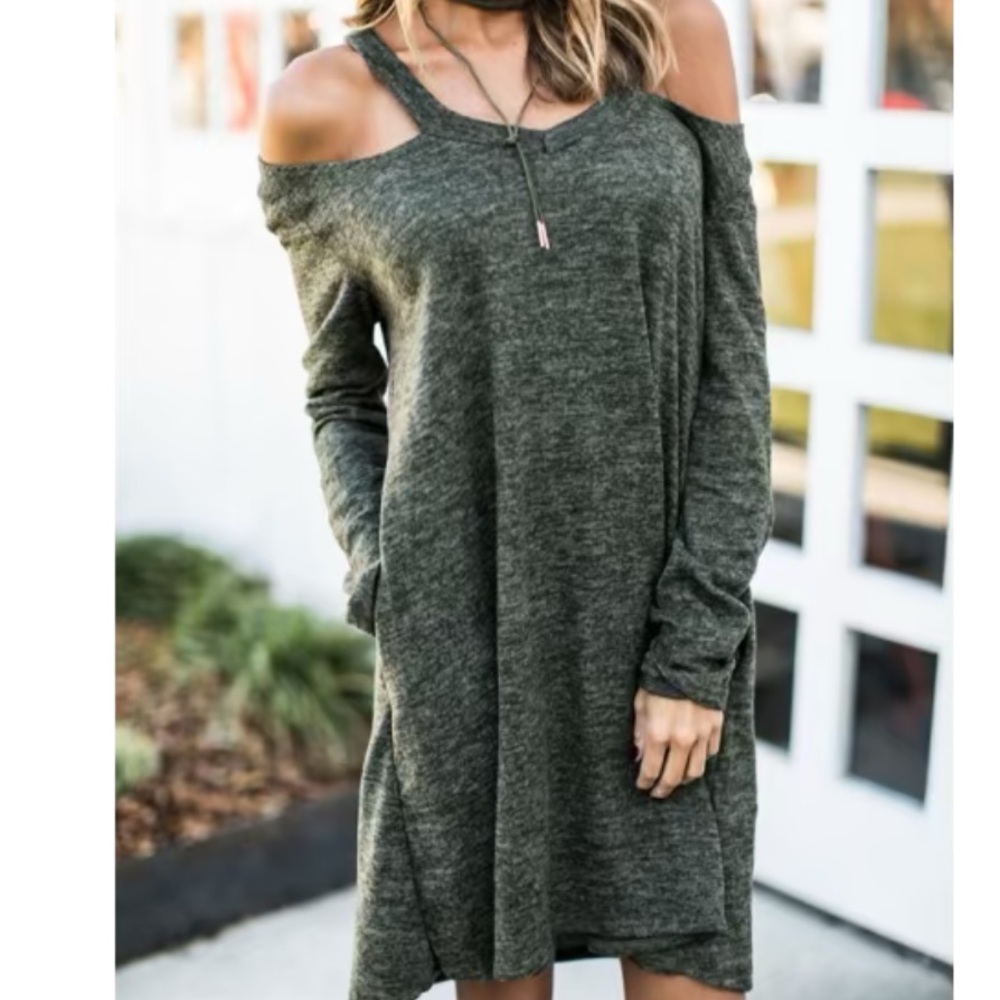 Cold-shoulder cut out sweater dress